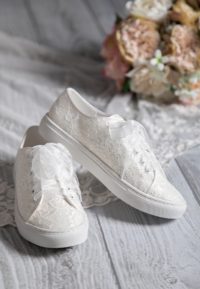 svatebni-tenisky-na-svatbu-nicky_6